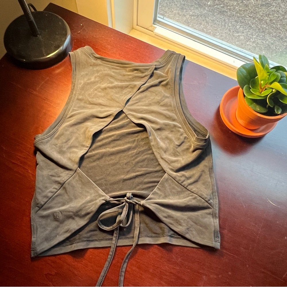 LULULEMON🍋 Open Tie-Back Tank Top